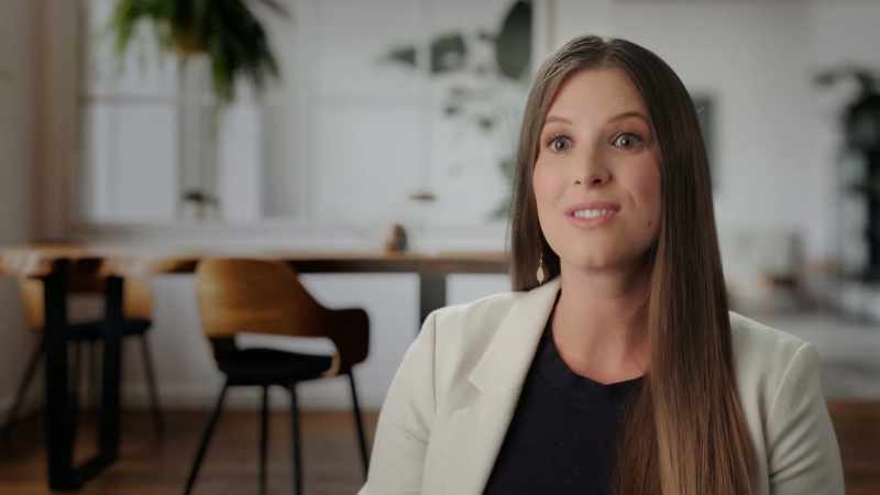 Leah, voice-over: Many chemicals affect your hormones