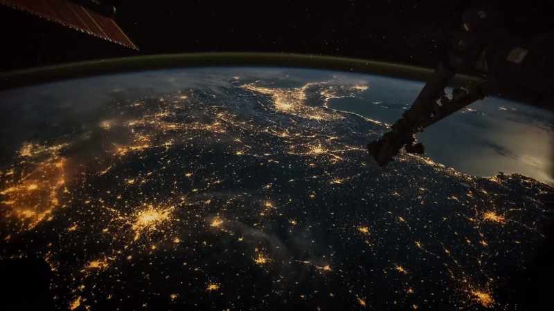 LELAND MELVIN: Seeing the planet at night from space