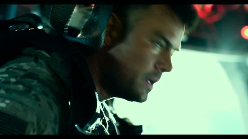 Lennox: Those fighters better distract those enemy ships!