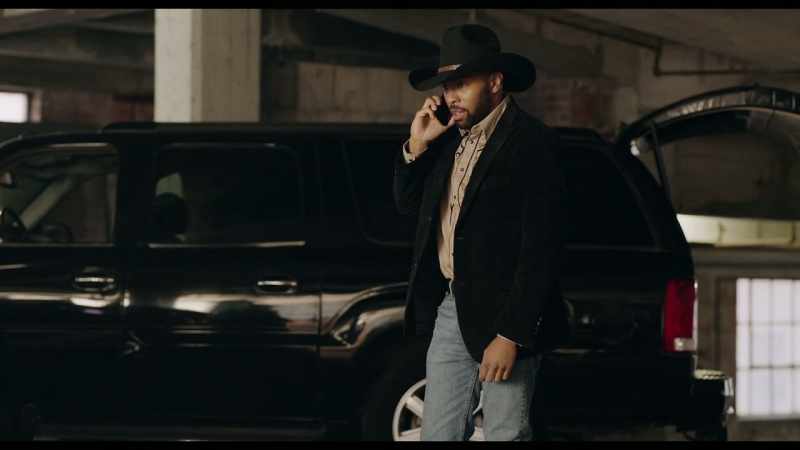 [Leroy] Hold on, boy. You know that Camry?