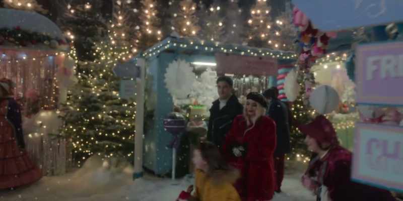 �� Let me give you a Christmas ♪