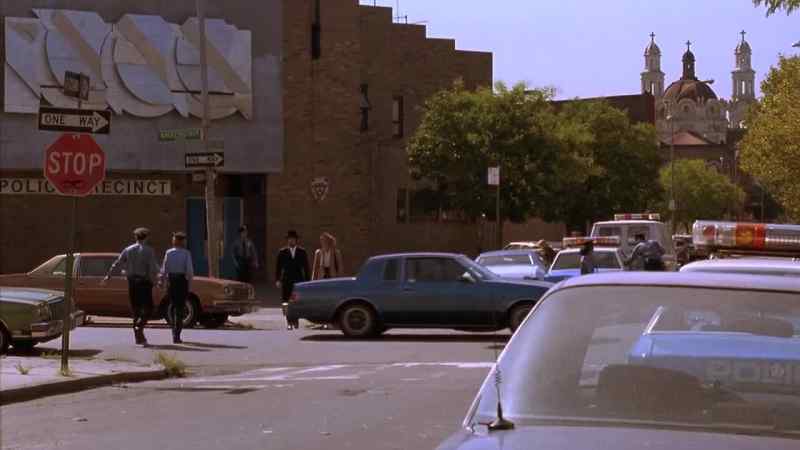 Let me give you a ride. - No, really, it's okay