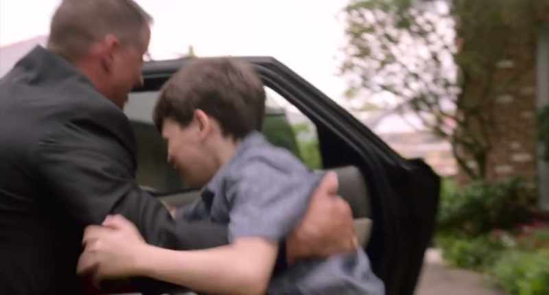 Let him go! Ollie! - Hey!