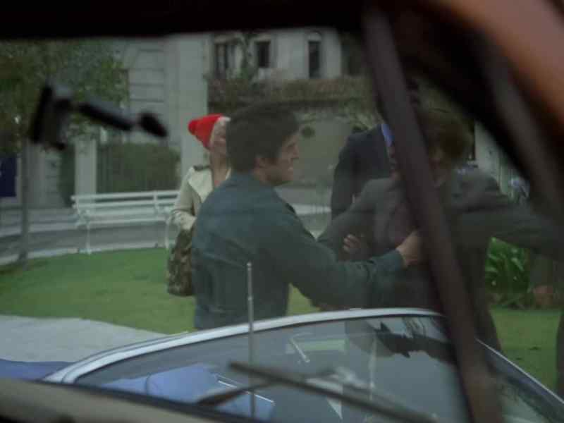 Let me go. - You're not leaving an accident