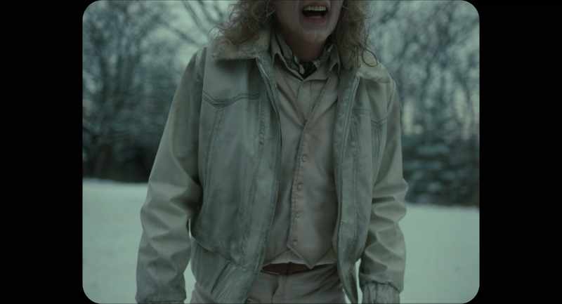 Let me in now! ♪