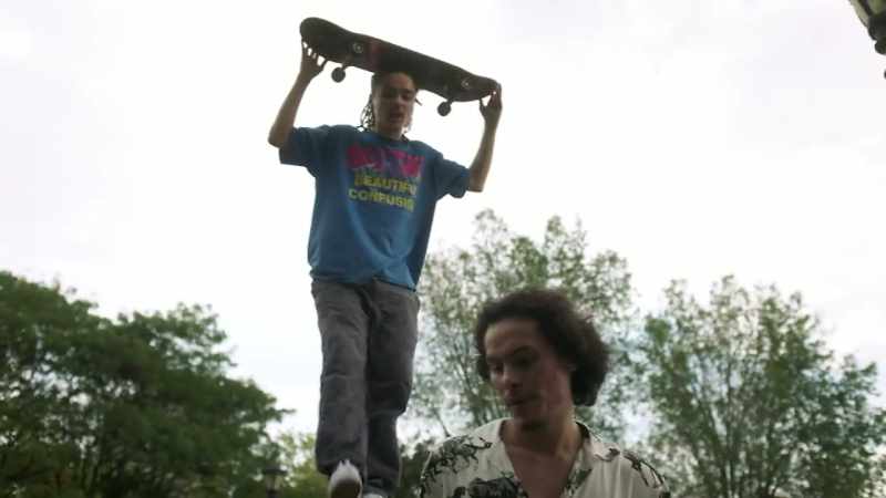 Let me see him tre flip. - [speaks indistinctly]