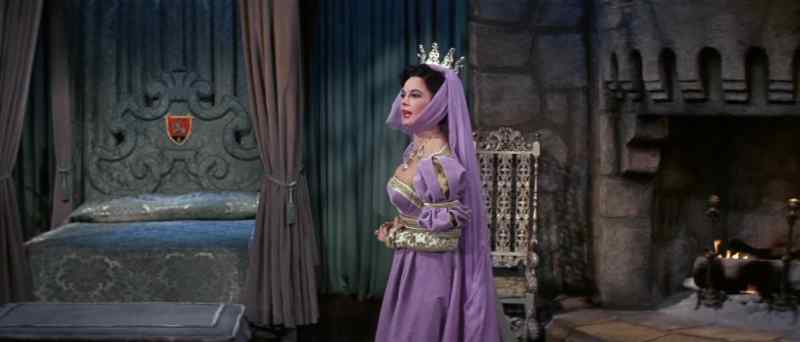 Let Snow White have a care!