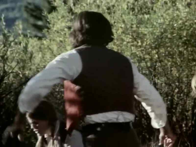 Let's get out of here! Indians!