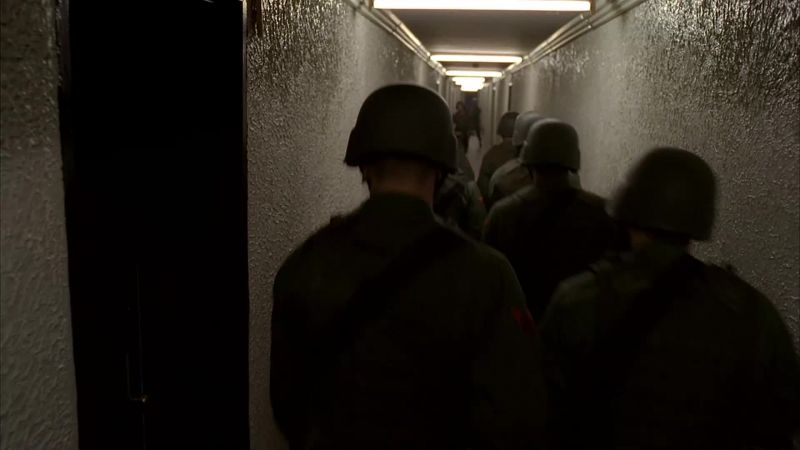 >> LET'S GO, LET'S GO. EVERYBODY OUT!