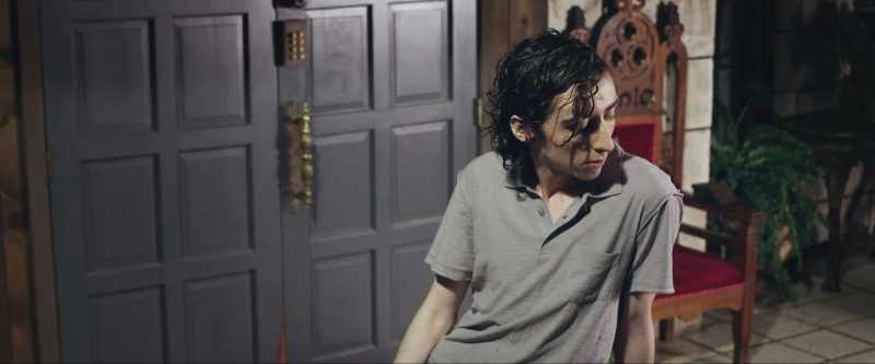 Let's have dinner. - There's no food, ass