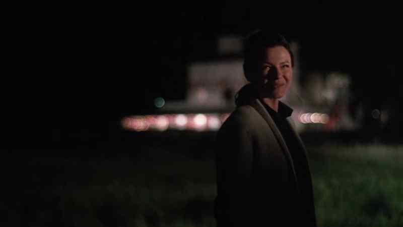 Let's take a closer look. - No. She'll think I'm checking up