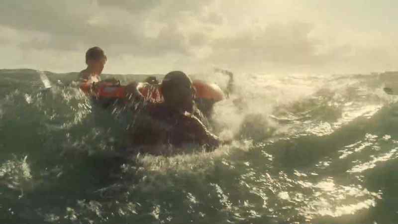 [lifeguard, in English] Are you okay?