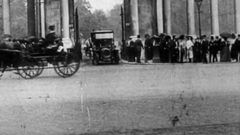 Like the hansom cab, these new taxis
