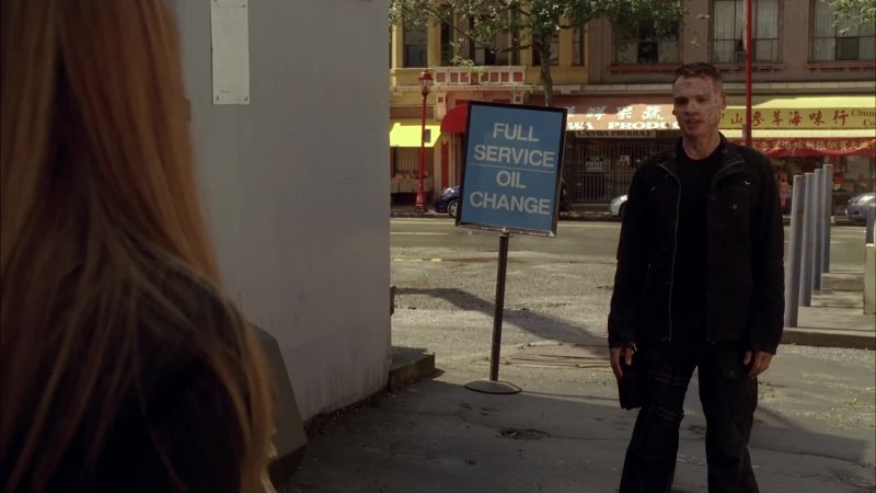 Lincoln: Hey, Liv