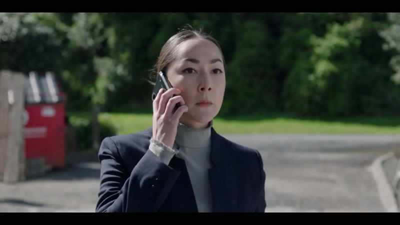 [ Line ringing ]