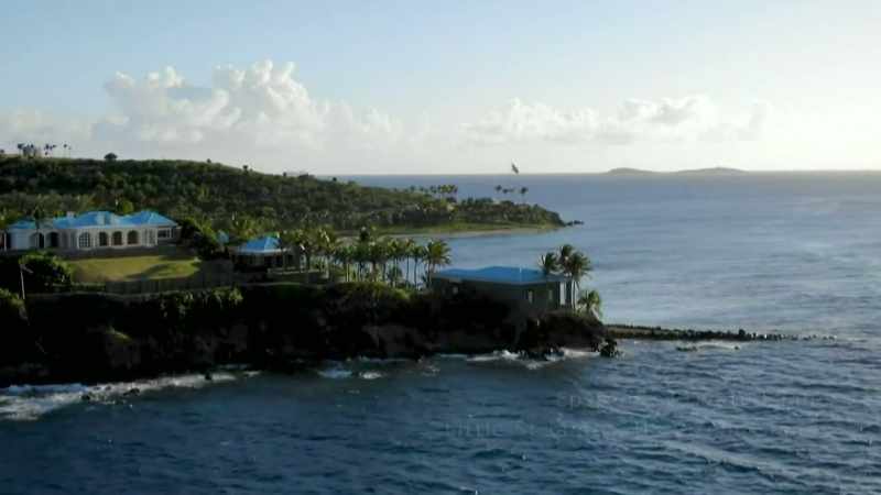 [Lisa Phillips] Pulling up on the boat to the island