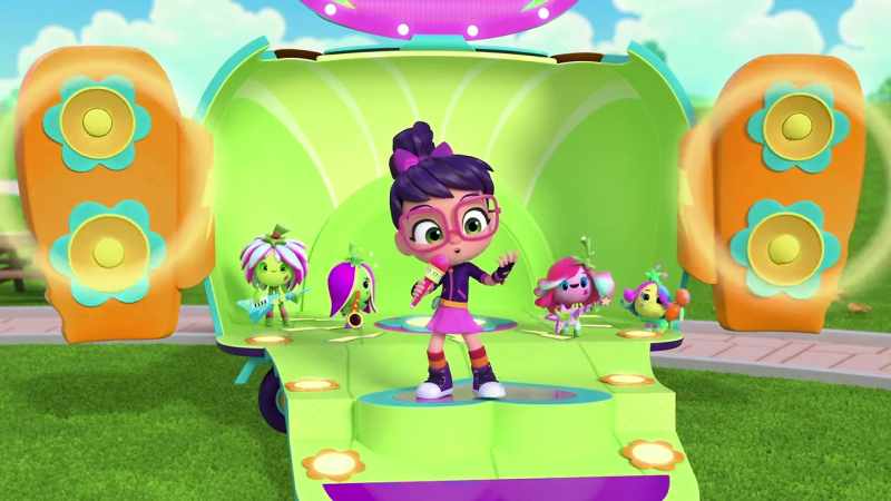 �� Listen to our music as we play it loud and long ♪