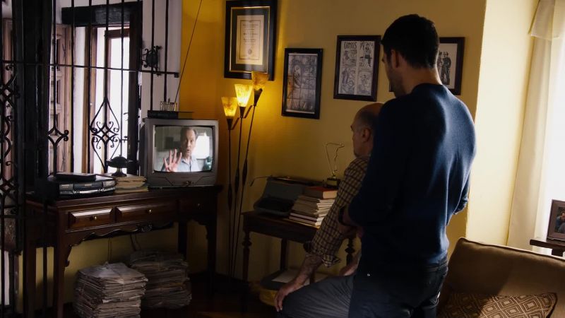 [Lito] You're a reporter