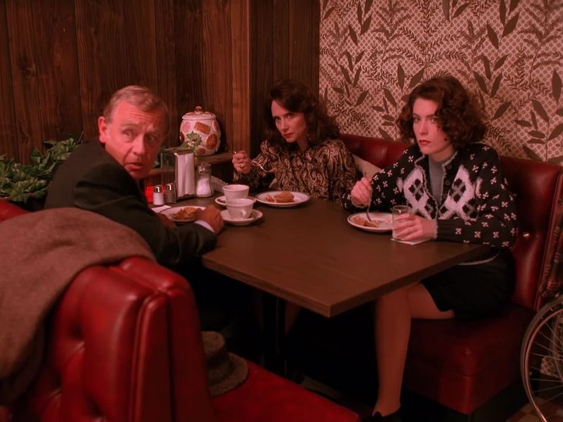 Little Audrey Horne just walked in