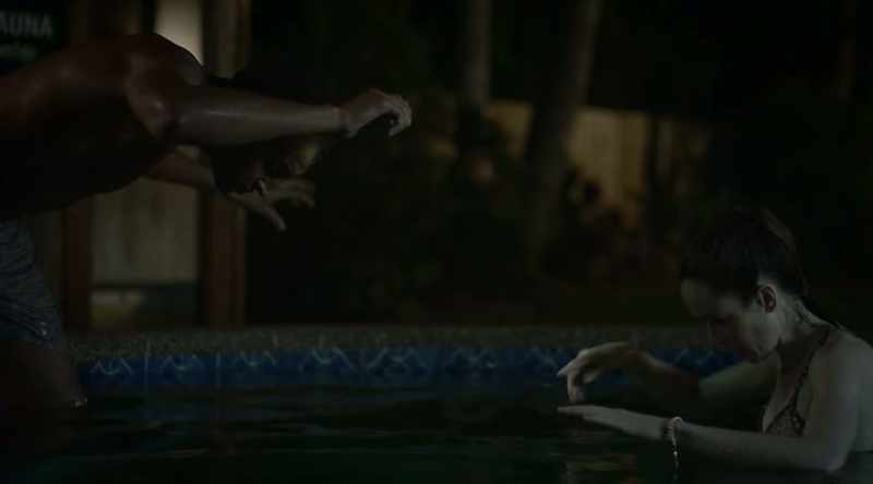 LIV: Oh, oh, oh. Hold it still. There, there