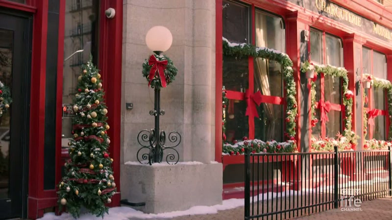 [lively Christmas music playing]