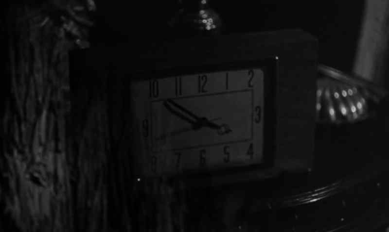 (lively piano music) (clock ticking)