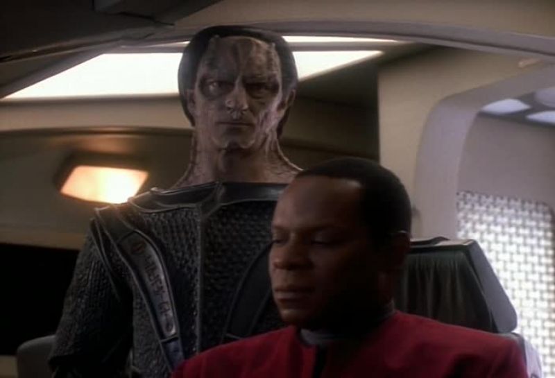 L'll await your arrival, Commander