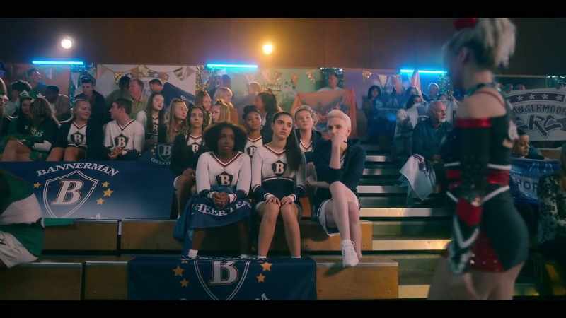 Look at you all