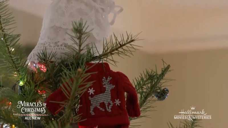 Look at all these presents for Kelly and bobby