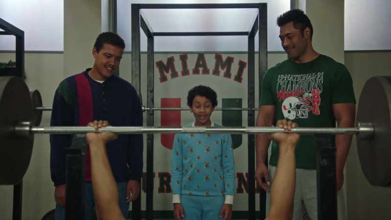 Look at how jacked I am. - How much can we lift?