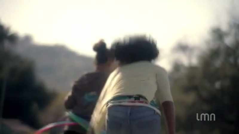 'Look at that.' - 'I want to.'