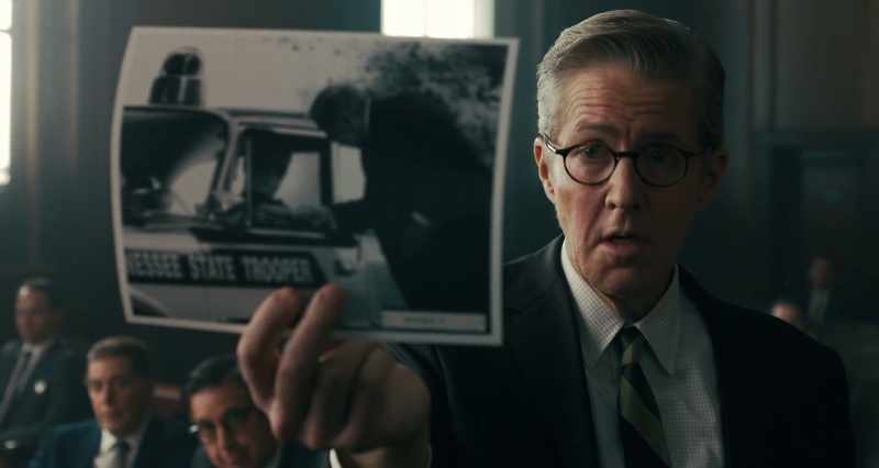 Look at the photograph, wait a smidge