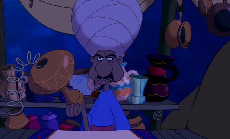 Ohh Look at thisI have never seen one of these intact beforeThis is the famous Dead Sea TupperwareListen Ah still good