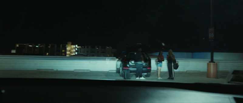 Look at those scumbags. Pull up right behind them
