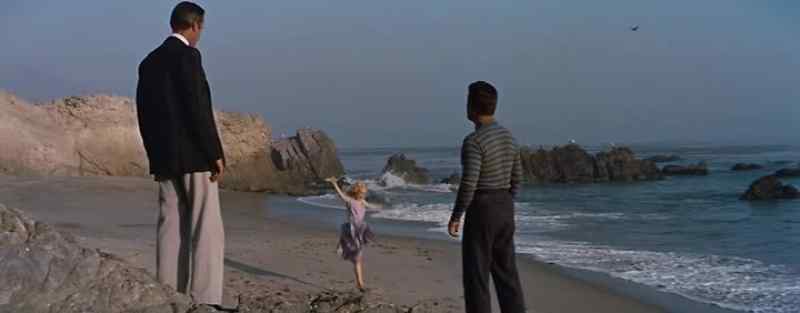 Look, can she see me? - Only if you want her to