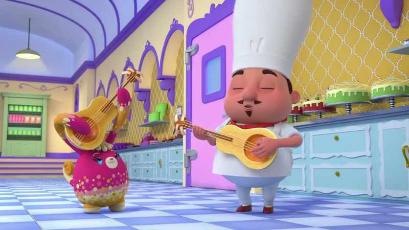 Look, Curly! We can make beautiful music while we cook!