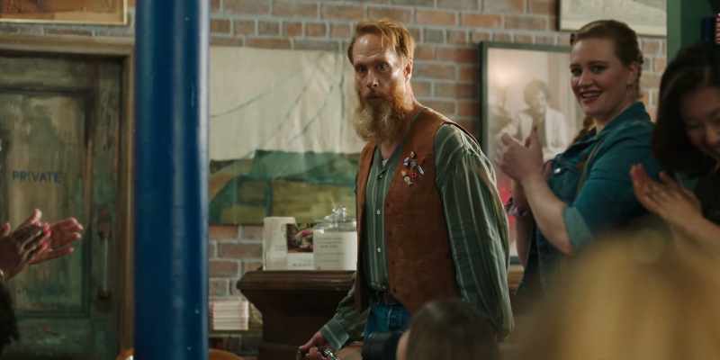 Look, everybody! It's Xander Duggins! [children cheering]