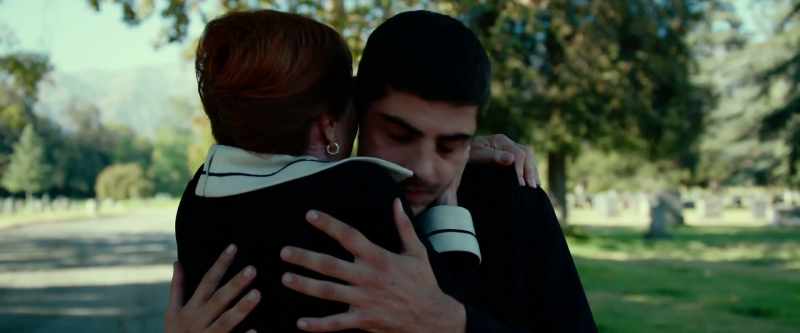 Look... Okay, come here