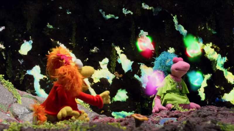 Look out! There's blobs flying around you