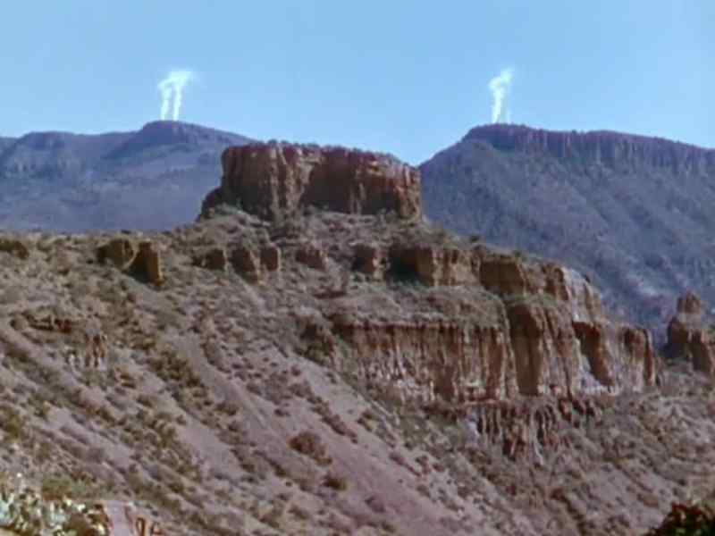 Look! The other side of the canyon!