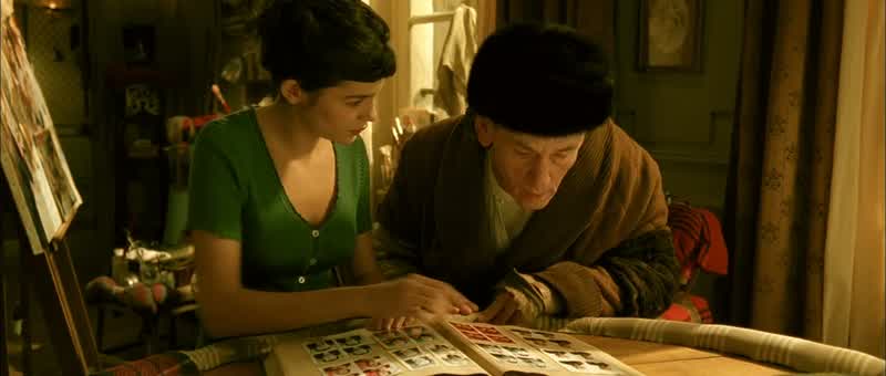 Look. There he is again.- How strange