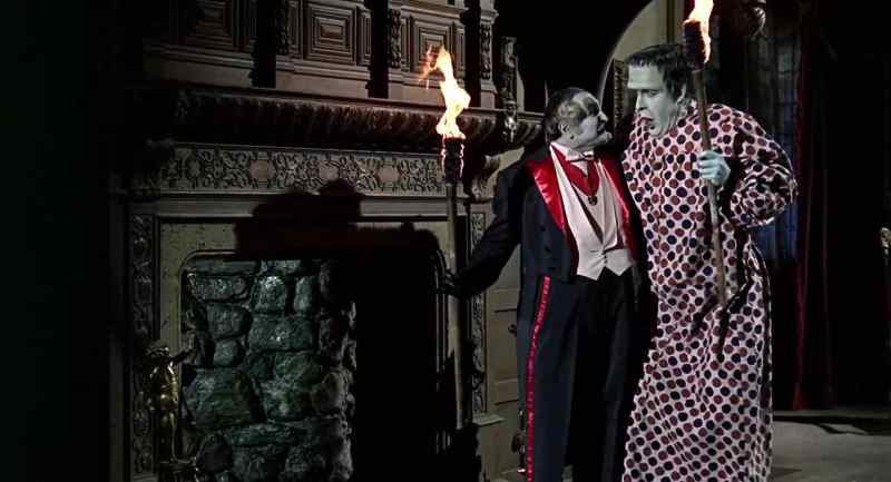 Look. This is it! A secret passage!
