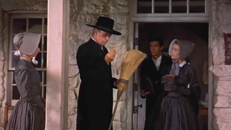 Looks like thee needs a new broom