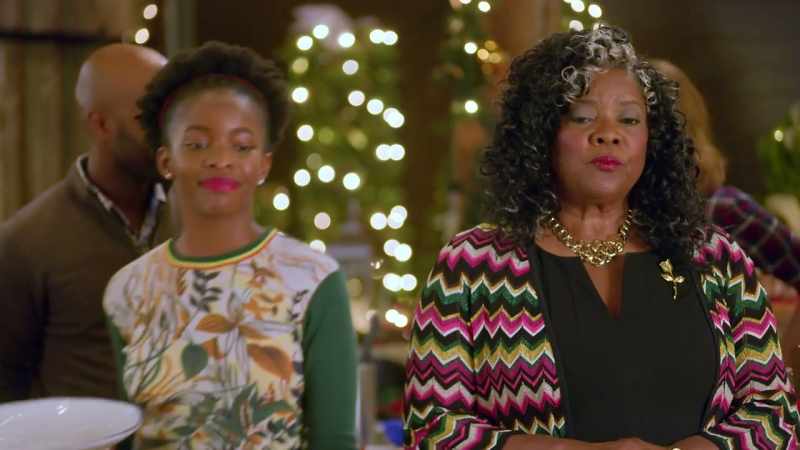 Loretta will collect the cookies for judging