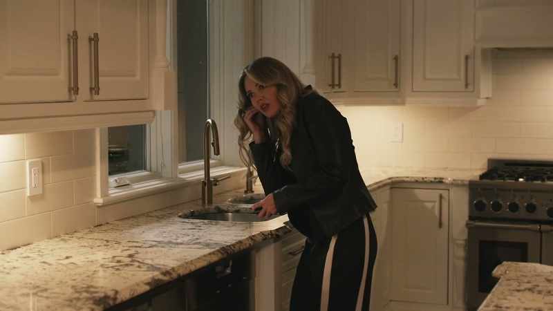 Louisa: Take the bag!
