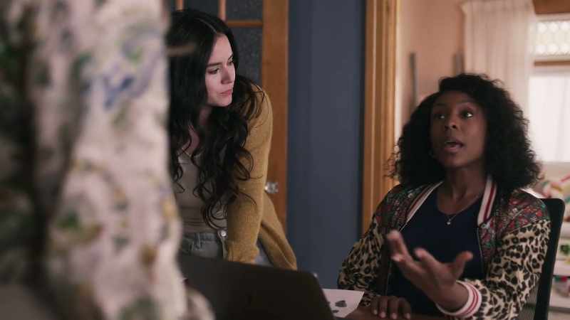 Louisa: Yeah, and we know it was steve who scammed holly
