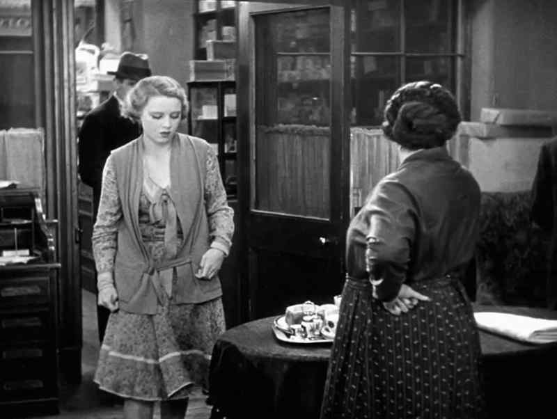 Lovely weather, we're having. - Yes, splendid