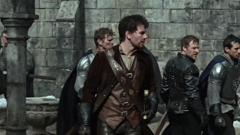 Lower the portcullis! By command of the king!
