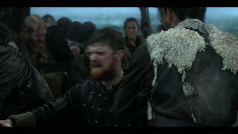 Lower the sail. - Lower the sail!
