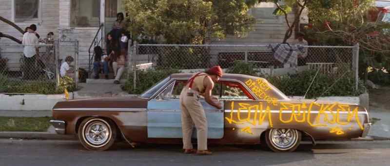 Lowrider don't use no gas, now
